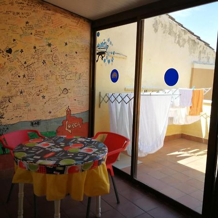 La Bodega Del Camino Aka Albergue On Thele Lorca  Екстериор снимка