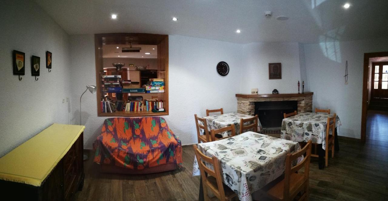 La Bodega Del Camino Aka Albergue On Thele Lorca  Екстериор снимка